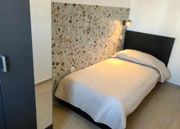 Maredi With Pool Holiday home Pula