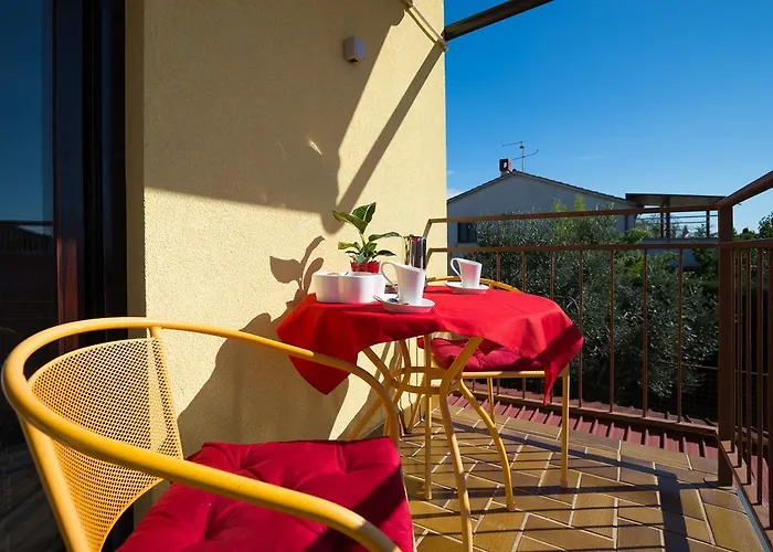 Holiday home Maredi With Pool *